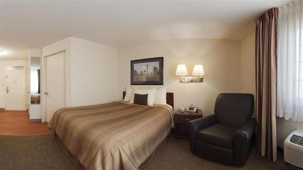 Sonesta Simply Suites Philadelphia Mount Laurel Exterior photo